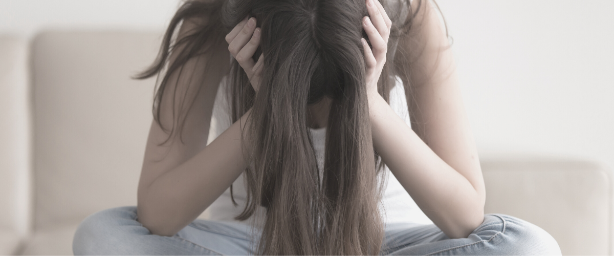 woman sorrow sad