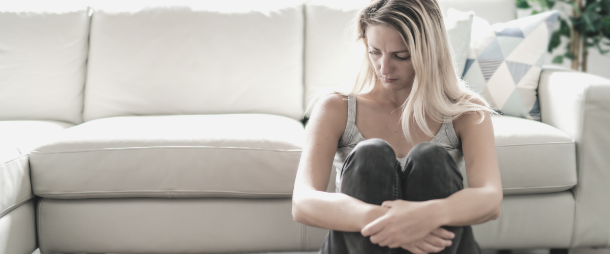 woman sorrow sad
